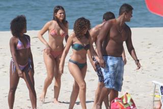 Bruna Marquezine feet photo thumbnail
