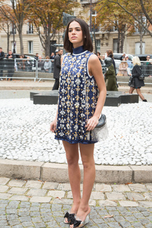 Bruna Marquezine feet photo thumbnail