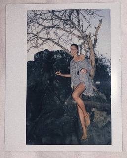 Bruna Marquezine feet photo thumbnail