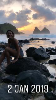 Bruna Marquezine feet photo thumbnail