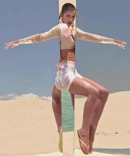 Bruna Marquezine feet photo thumbnail