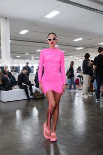 Bruna Marquezine feet photo thumbnail