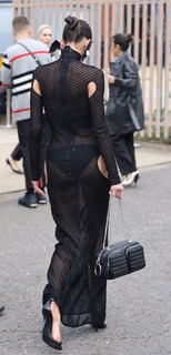 Bruna Marquezine feet photo thumbnail
