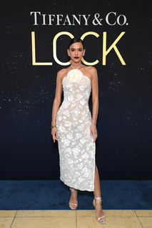 Bruna Marquezine feet photo thumbnail