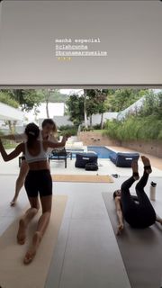 Bruna Marquezine feet photo thumbnail