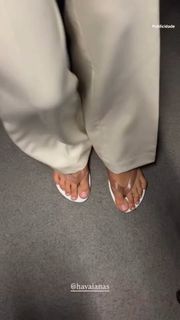 Bruna Marquezine feet photo 15