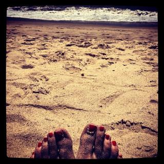 Bruna Thedy feet photo 17