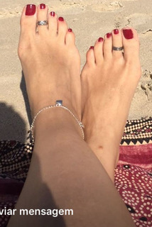 Bruna Thedy feet photo 8