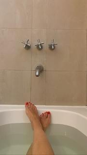 Bruna Thedy feet photo 10