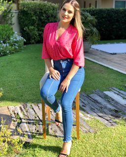 Bruna Thedy feet photo 9