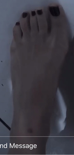 Bruna Thedy feet photo 8