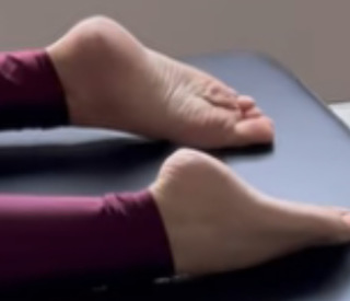 Bruna Thedy feet photo 11