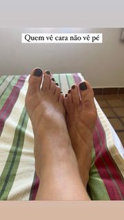 Bruna Thedy feet photo 3