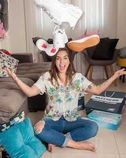 Bruna Unzueta feet photo 10