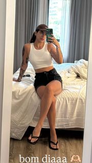Bruna Unzueta feet photo 2