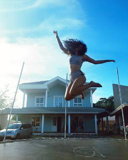 Bruna Vieira feet photo 7