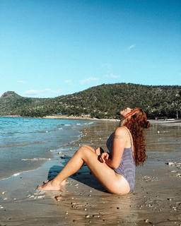 Bruna Vieira feet photo 2