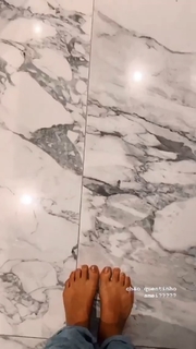 Bruna Vieira feet photo 4