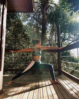 Bruna Vieira feet photo 3