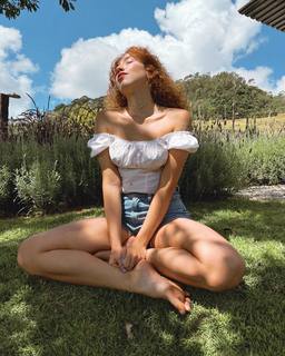 Bruna Vieira feet photo 2