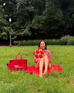 Bruna Vieira feet photo 17