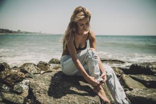 Bryana Holly feet photo 4