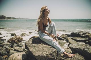 Bryana Holly feet photo 3