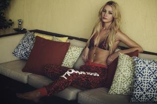 Bryana Holly feet photo 3