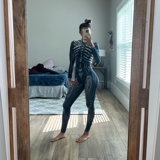 Bryce Adams feet photo thumbnail