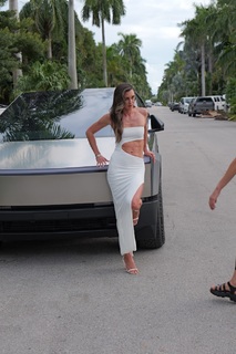 Bryce Adams feet photo thumbnail