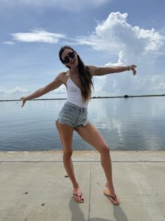 Bryce Adams feet photo thumbnail