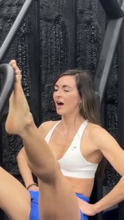 Bryce Adams feet photo 8