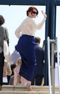 Bryce Dallas Howard feet photo thumbnail