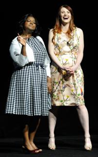 Bryce Dallas Howard feet photo thumbnail