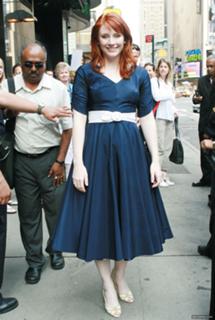 Bryce Dallas Howard feet photo thumbnail
