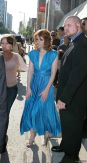Bryce Dallas Howard feet photo thumbnail