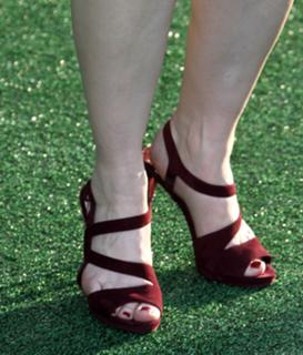Bryce Dallas Howard feet photo thumbnail