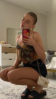 Brynn Rumfallo feet photo 3