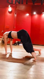 Brynn Rumfallo feet photo 9