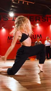 Brynn Rumfallo feet photo 4