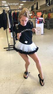 Bunny Meyer feet photo 9