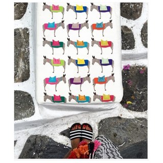 Burcu Esmersoy feet photo thumbnail