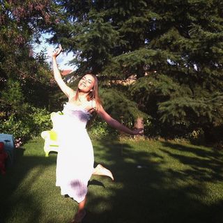 Burcu Kara feet photo 16