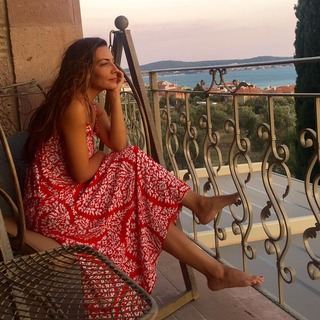 Burcu Kara feet photo 12