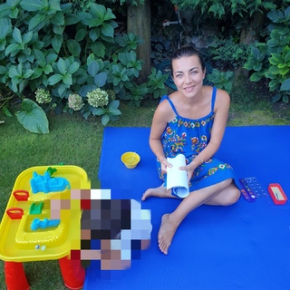 Burcu Kara feet photo 10