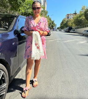 Burcu Kara feet photo 6