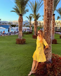 Burcu Kara feet photo 1