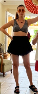 Burcu Özberk feet photo thumbnail