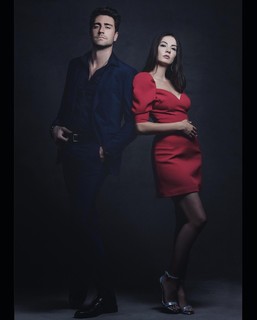 Burcu Özberk feet photo thumbnail