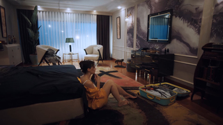Burcu Özberk feet photo thumbnail